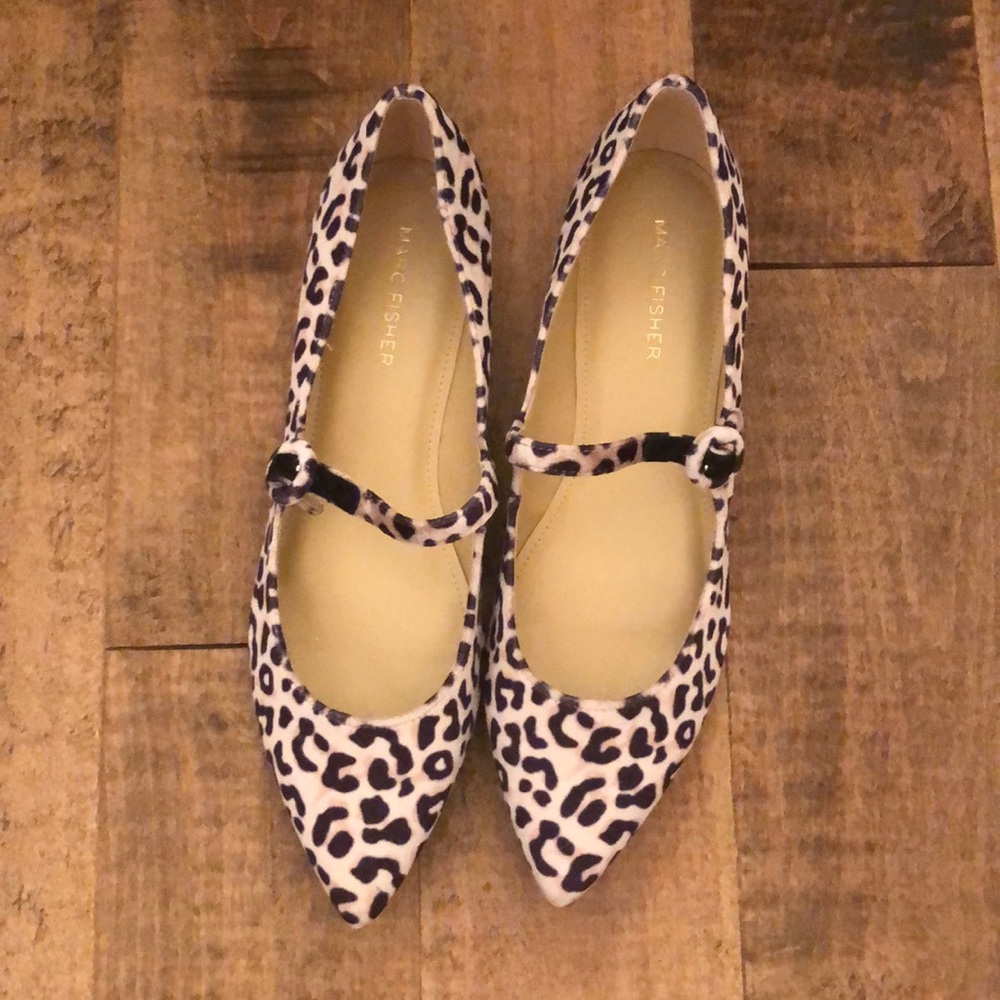 Leopard flats